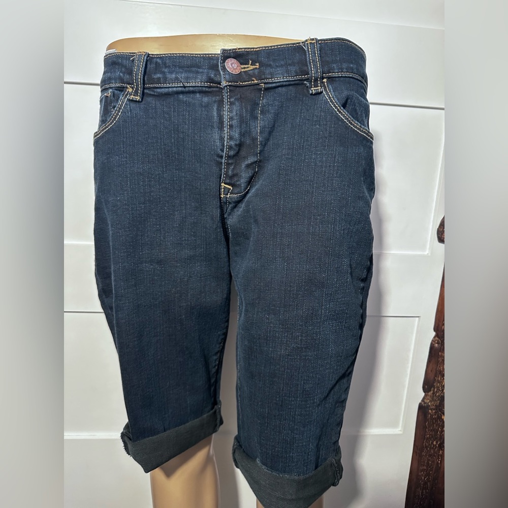 Sweetheart Stretch Denim Walking Shorts | Size 6 Regular | Comfortable NWOT